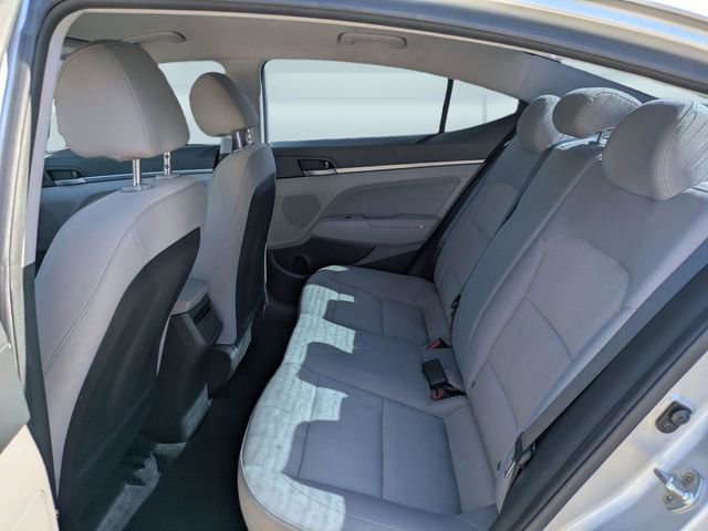 Used 2017 Hyundai Elantra SE image 15