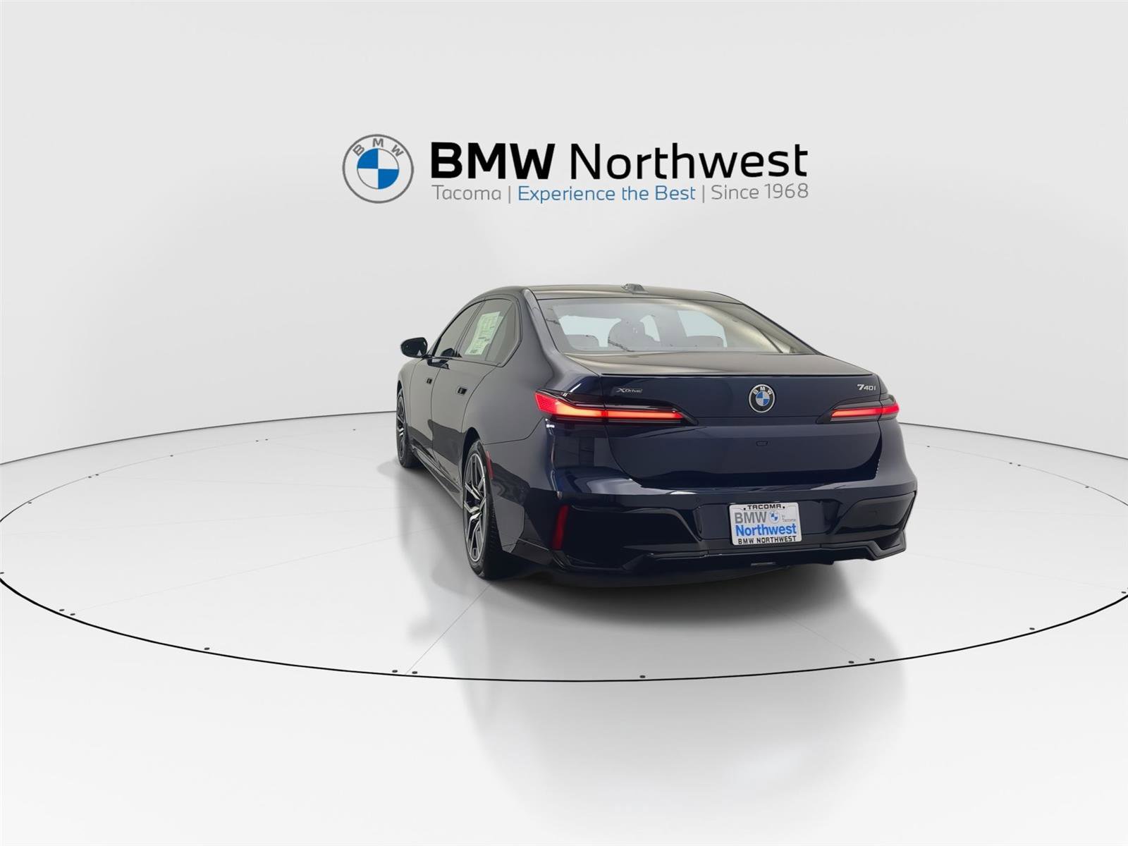 New 2026 BMW 740i xDrive w/ Executive Package image 13