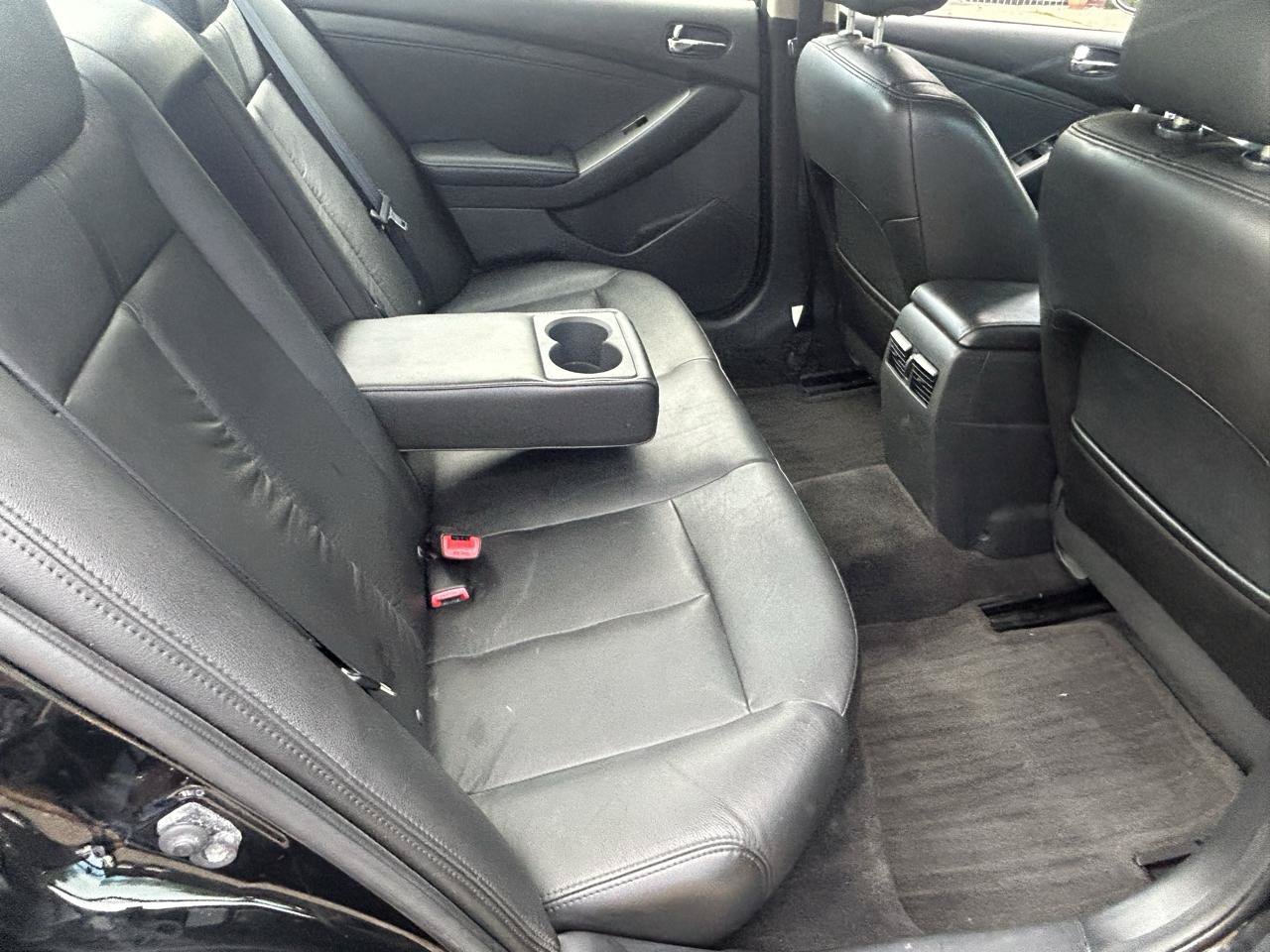 Used 2009 Nissan Altima 2.5 SL w/ Technology Pkg FWD image 11