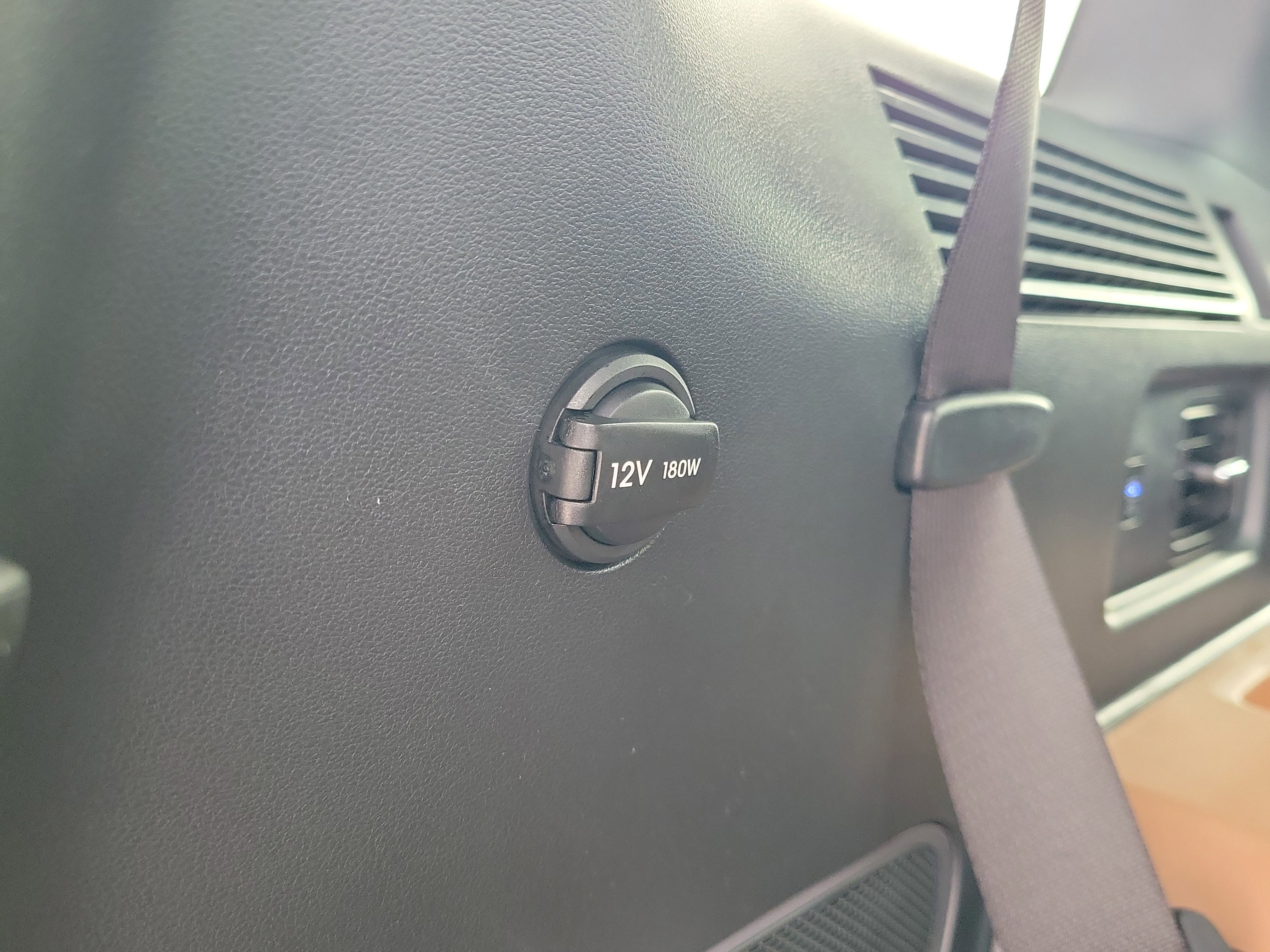 New 2026 Hyundai Santa Fe Limited image 9