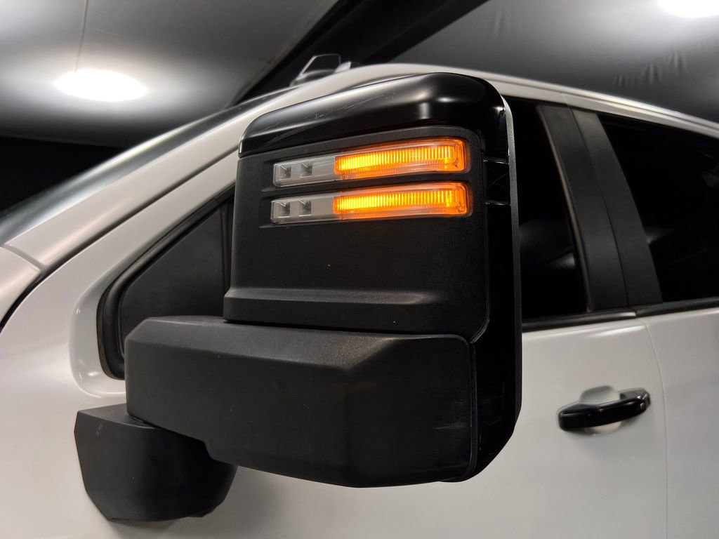 Used 2024 Chevrolet Silverado 2500 ZR2 w/ Technology Package AWD/4WD image 25