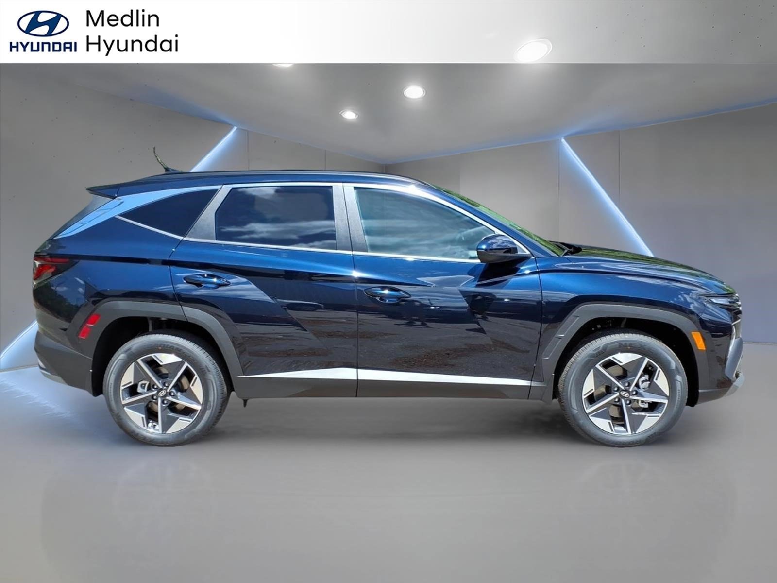 New 2026 Hyundai Tucson SEL AWD/4WD image 2