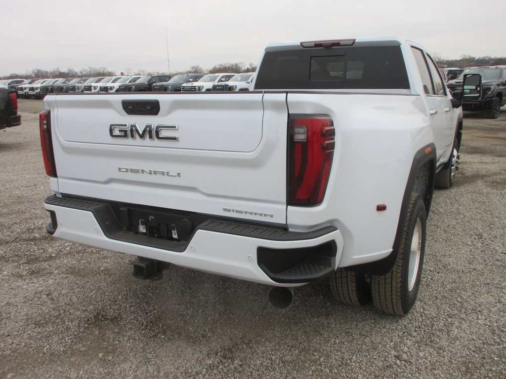 New 2026 GMC Sierra 3500 Denali Ultimate image 5