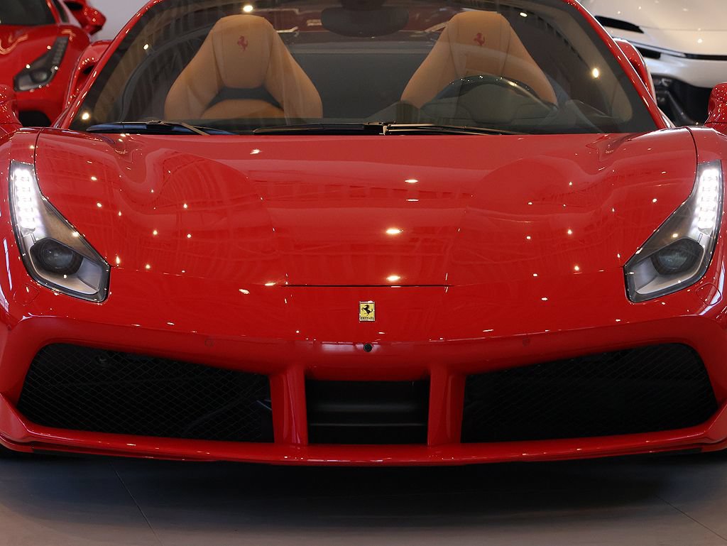 Certified 2019 Ferrari 488 Spider RWD image 32