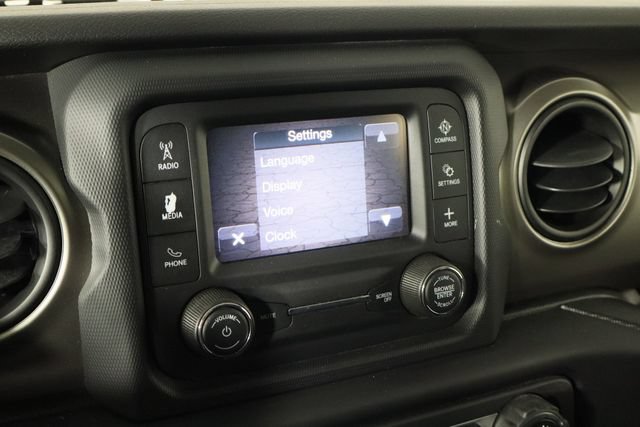Used 2018 Jeep Wrangler Unlimited Sport S AWD/4WD image 27