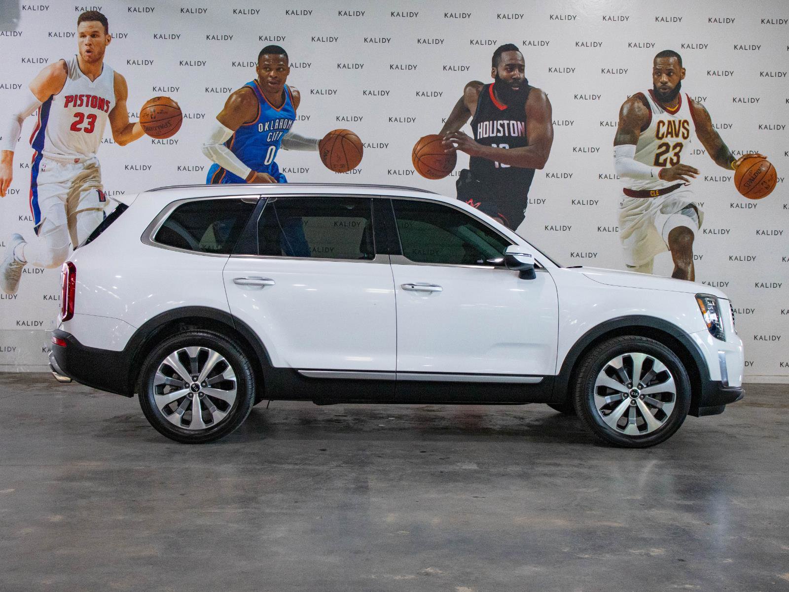 Used 2020 Kia Telluride S FWD image 18