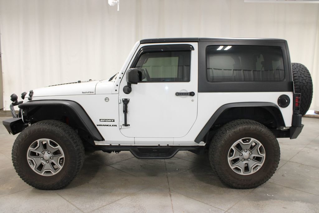Used 2014 Jeep Wrangler Sport AWD/4WD image 6