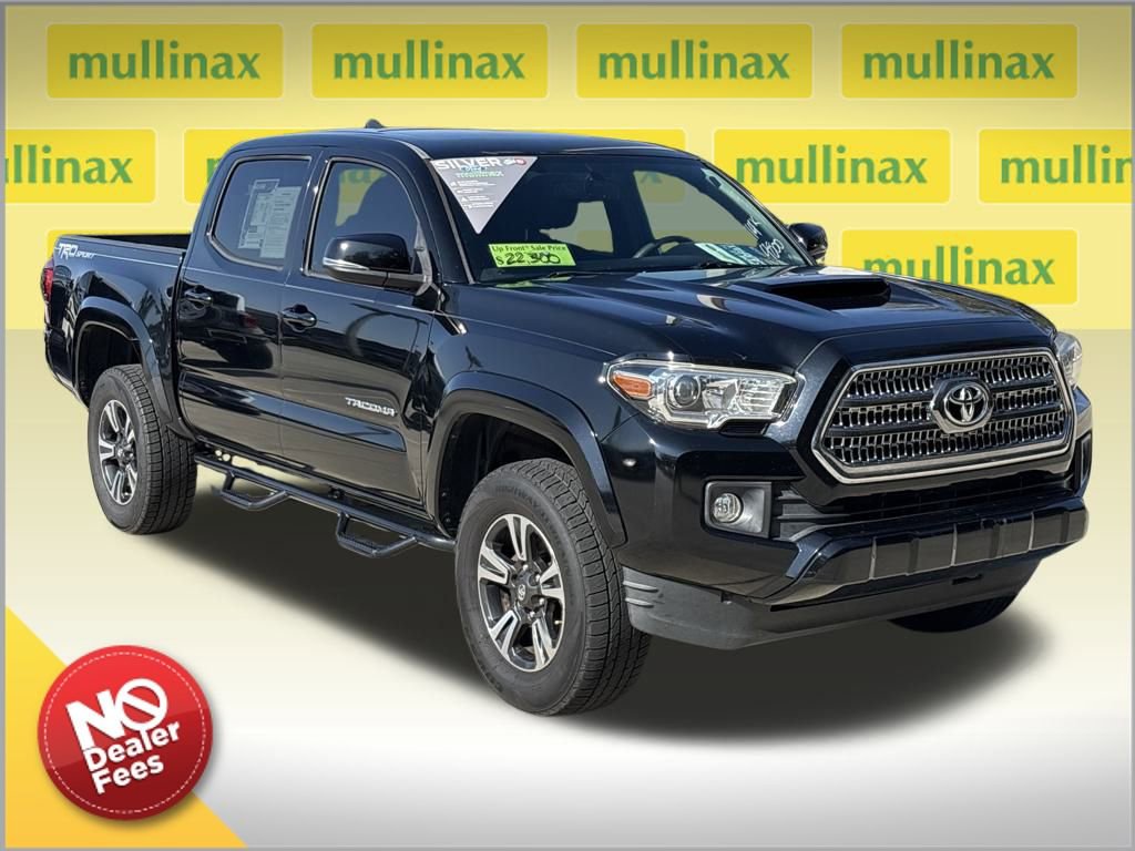 Used 2016 Toyota Tacoma TRD Sport image 1