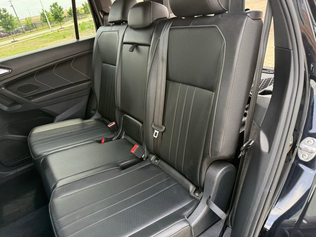 Used 2022 Volkswagen Tiguan SE R-Line FWD image 22