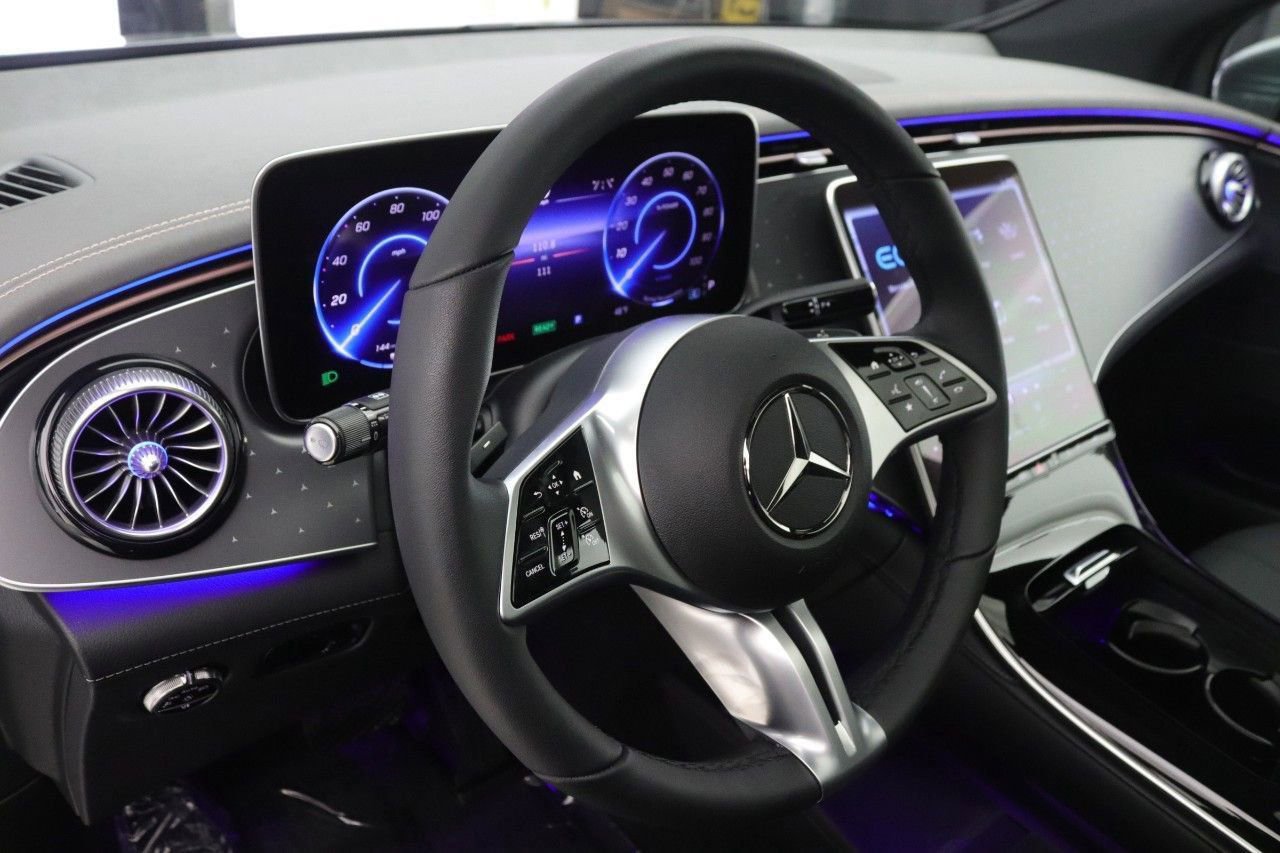 Certified 2026 Mercedes-Benz EQE 320 4MATIC SUV image 17