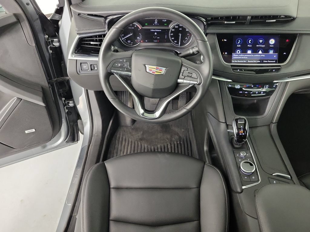 Certified 2024 Cadillac XT6 Luxury w/ LPO, Floor Liner Package FWD image 16