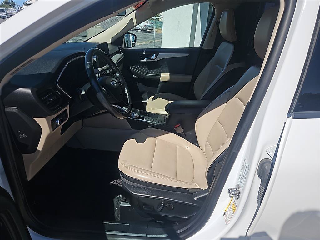 Used 2020 Ford Escape SEL FWD image 9