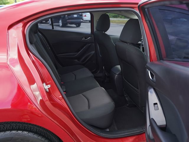 Used 2017 MAZDA MAZDA3 Sport FWD image 21
