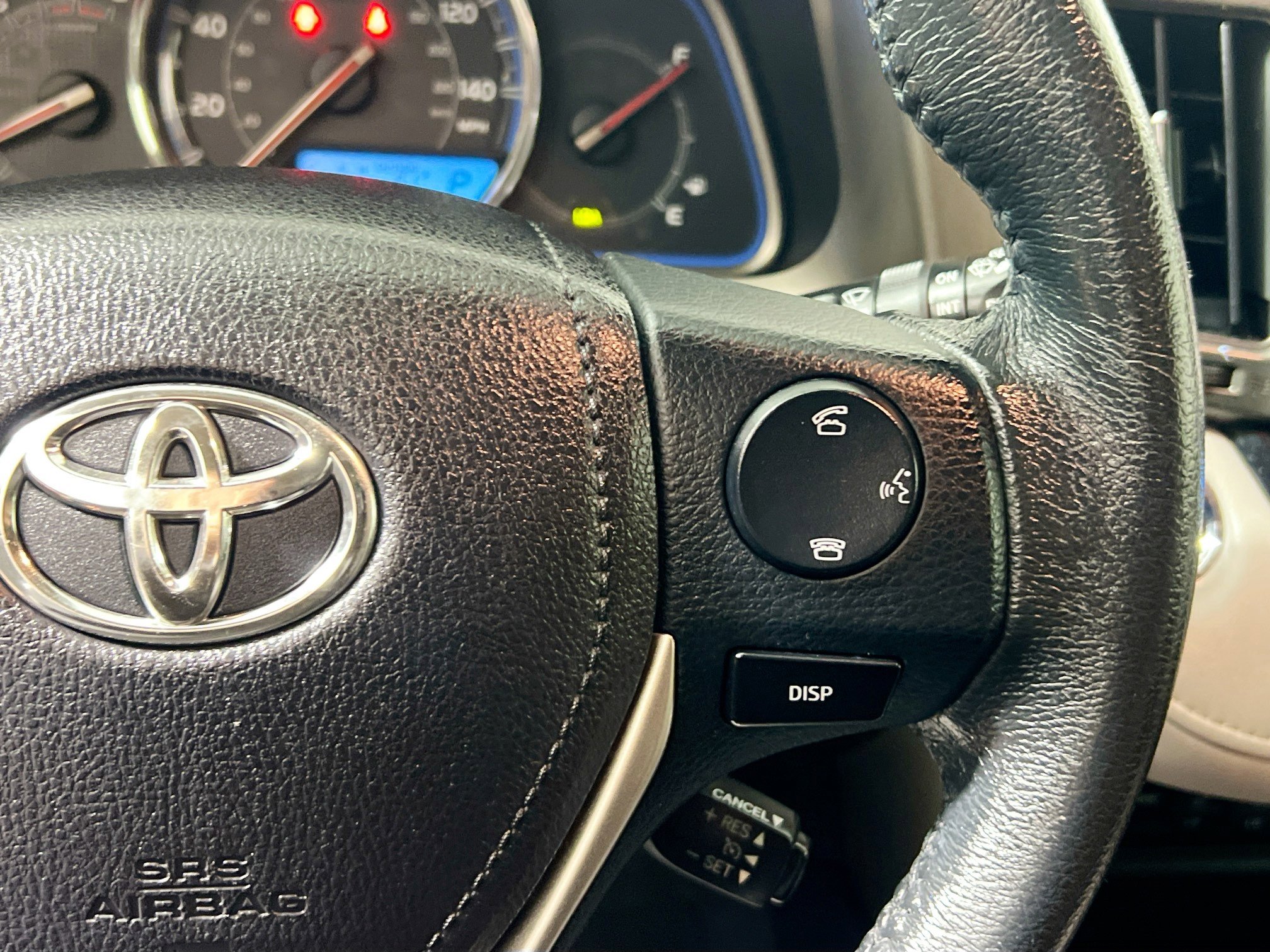 Used 2015 Toyota RAV4 Limited w/ Technology Package image 19