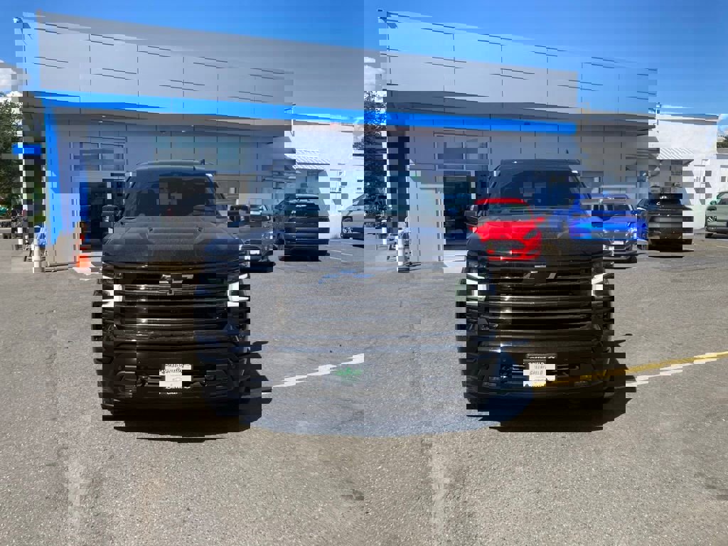New 2025 Chevrolet Silverado 1500 High Country w/ Midnight Edition image 2