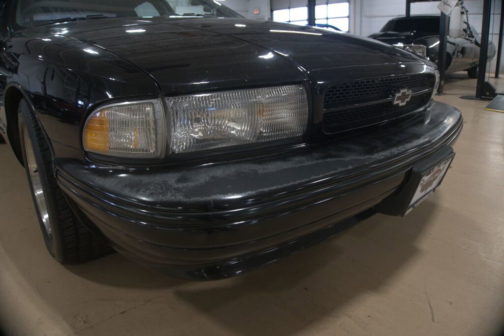 Used 1994 Chevrolet Impala SS image 9