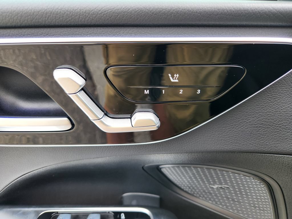 Certified 2025 Mercedes-Benz C 300 4MATIC Sedan image 18