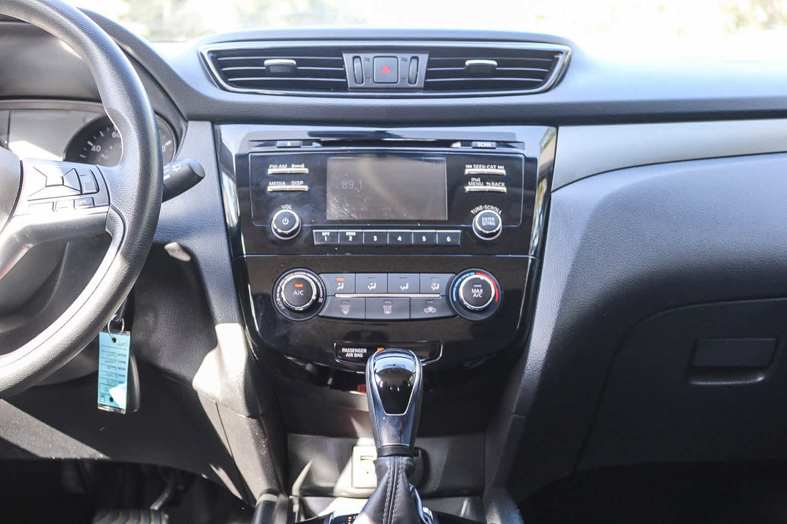 Used 2018 Nissan Rogue Sport S FWD image 13