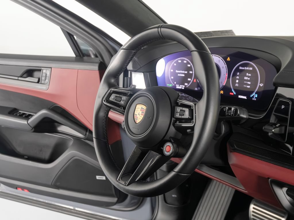 Certified 2024 Porsche Cayenne Turbo GT AWD/4WD image 34