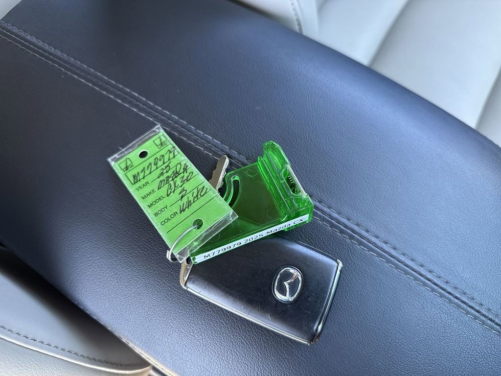 Used 2025 MAZDA CX-30 AWD 2.5 S w/ Preferred Package image 25