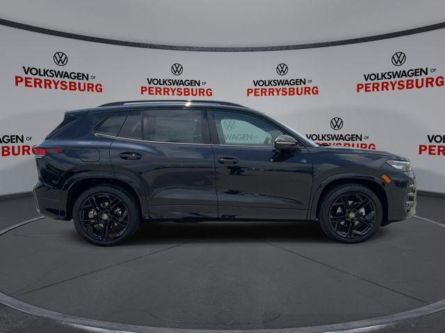 New 2026 Volkswagen Tiguan SE R-Line FWD image 9