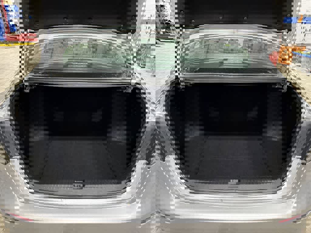 Used 2024 Honda Accord EX image 11