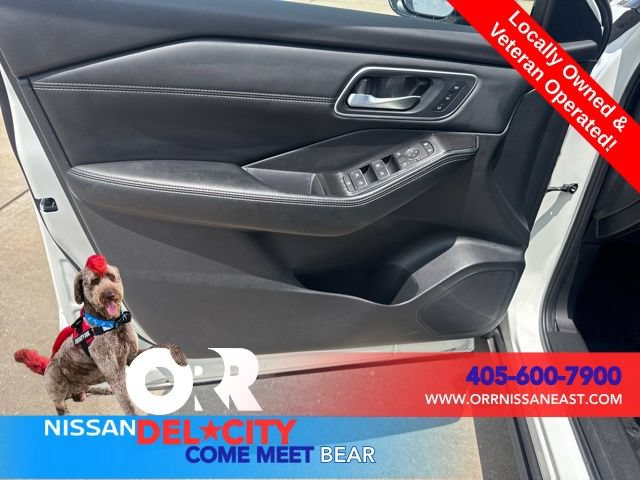 Used 2026 Nissan Rogue Platinum w/ Platinum Premium Package AWD/4WD image 14