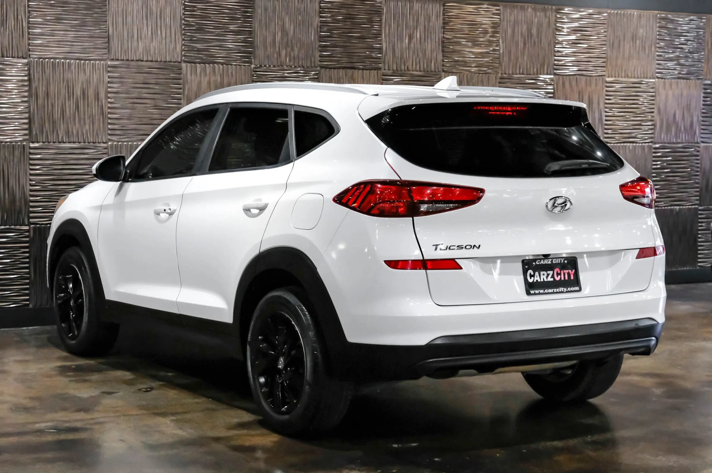 Used 2019 Hyundai Tucson Value FWD image 15