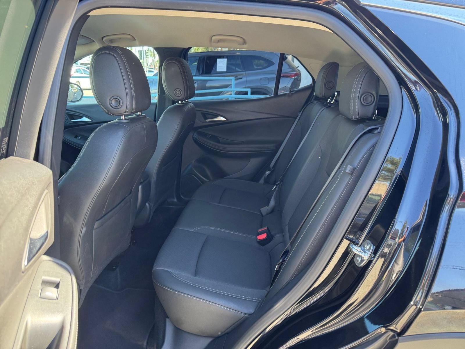 Used 2025 Buick Encore GX Preferred AWD/4WD image 25