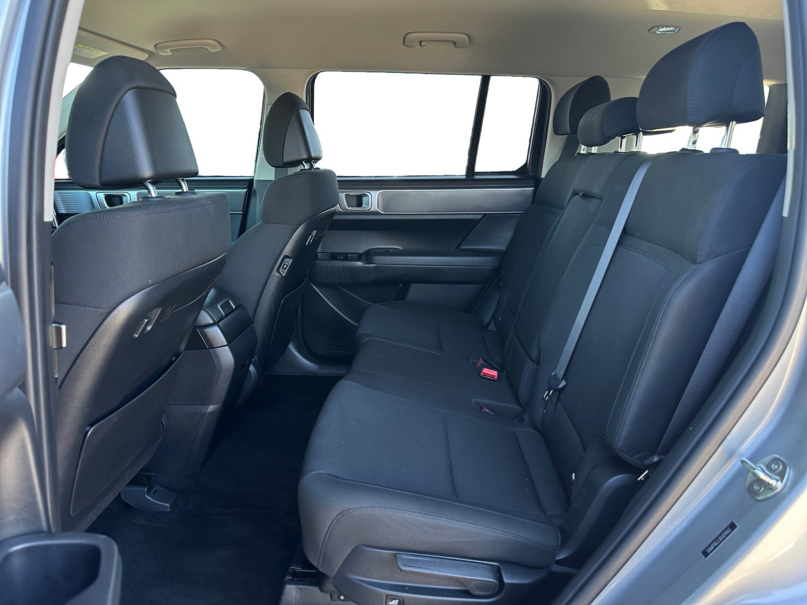 Used 2024 Hyundai Santa Fe SE FWD image 13