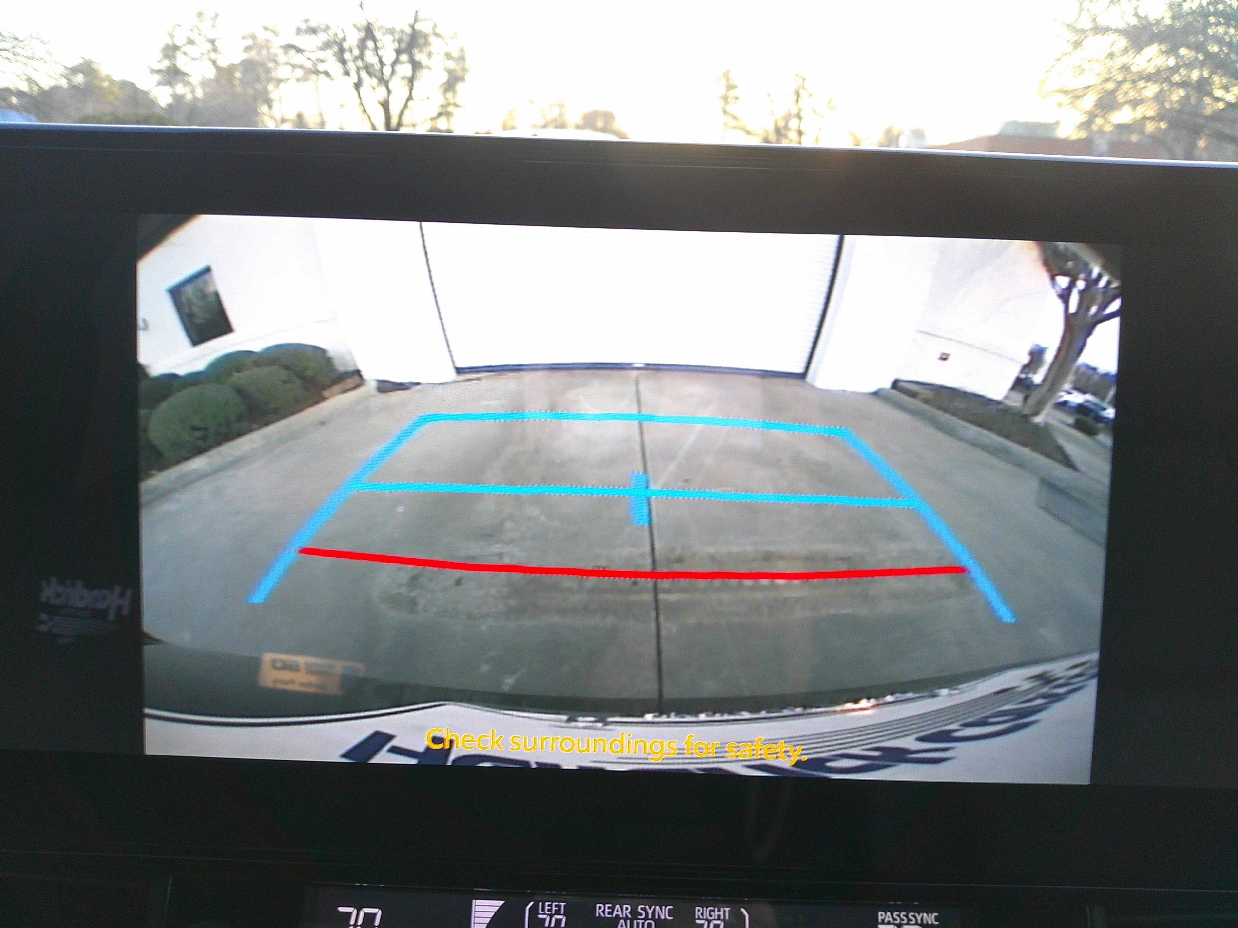 Used 2025 Toyota Sienna XSE w/ XSE Plus Package image 26