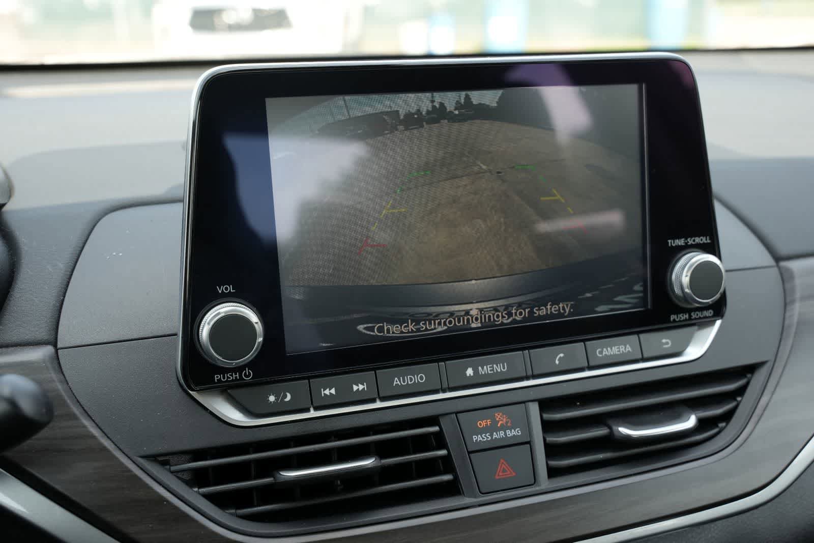 Used 2024 Nissan Altima 2.5 SV FWD image 11