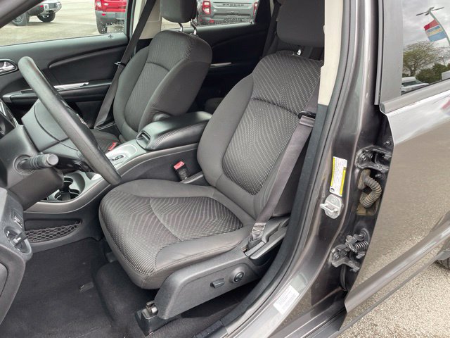 Used 2016 Dodge Journey SE w/ Flexible Seating Group FWD image 20