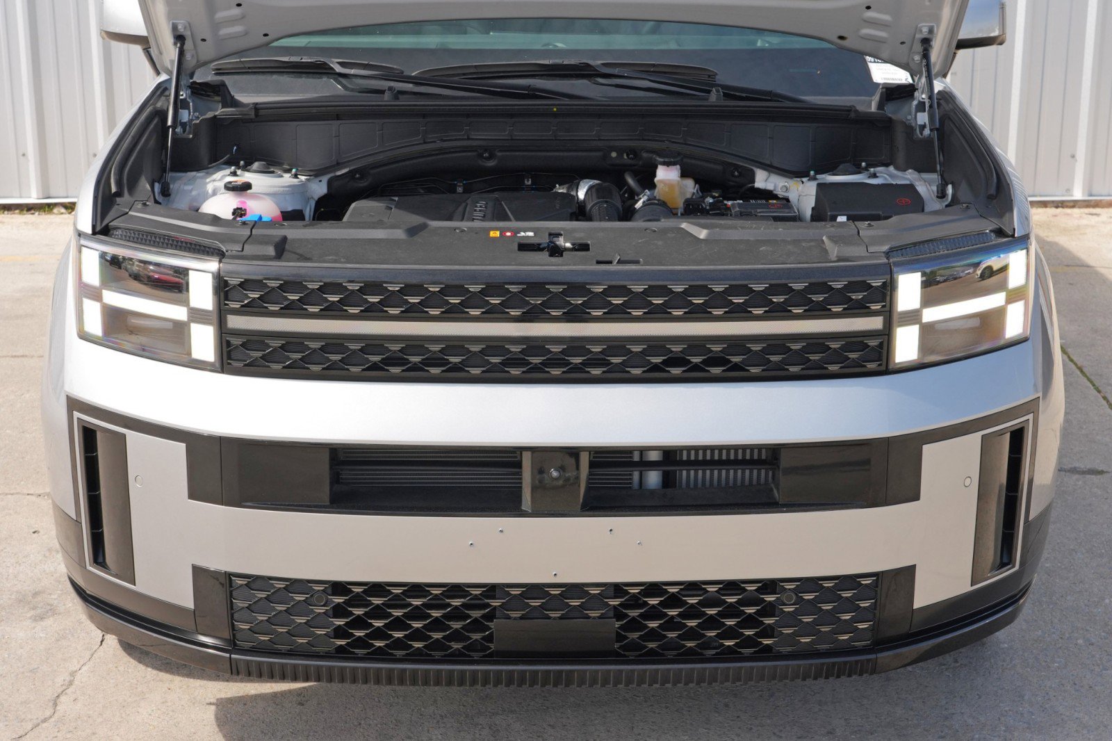 Used 2025 Hyundai Santa Fe Calligraphy image 7