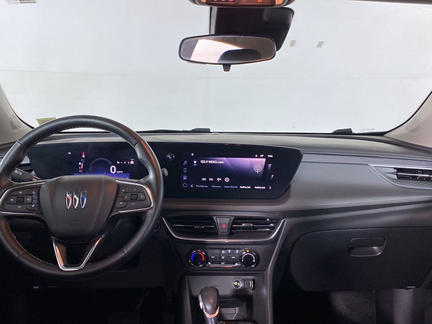 Used 2024 Buick Encore GX Preferred w/ Comfort Package AWD/4WD image 30