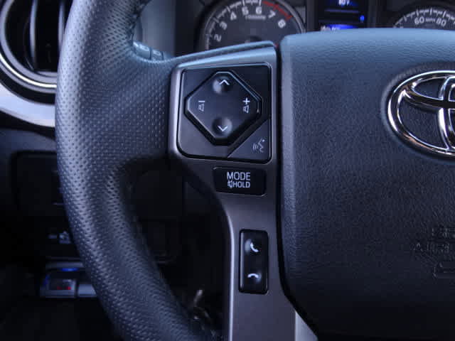 Used 2023 Toyota Tacoma TRD Off-Road w/ TRD Premium Off Road Package image 37