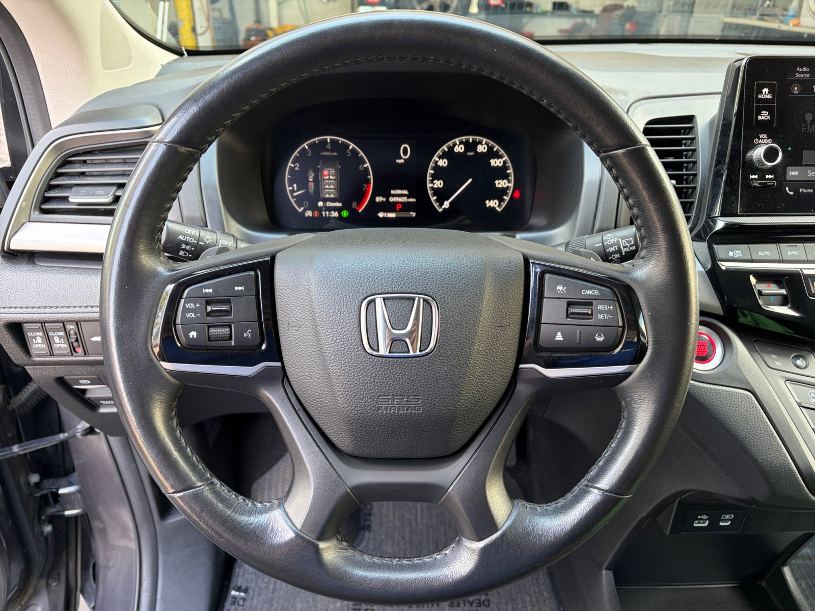 Used 2025 Honda Odyssey EX-L image 12