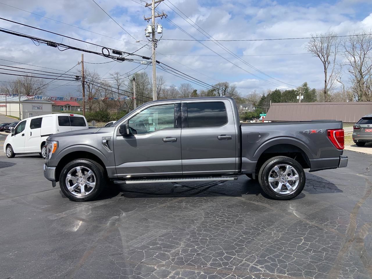 Used 2022 Ford F150 XLT w/ Equipment Group 302A High image 4
