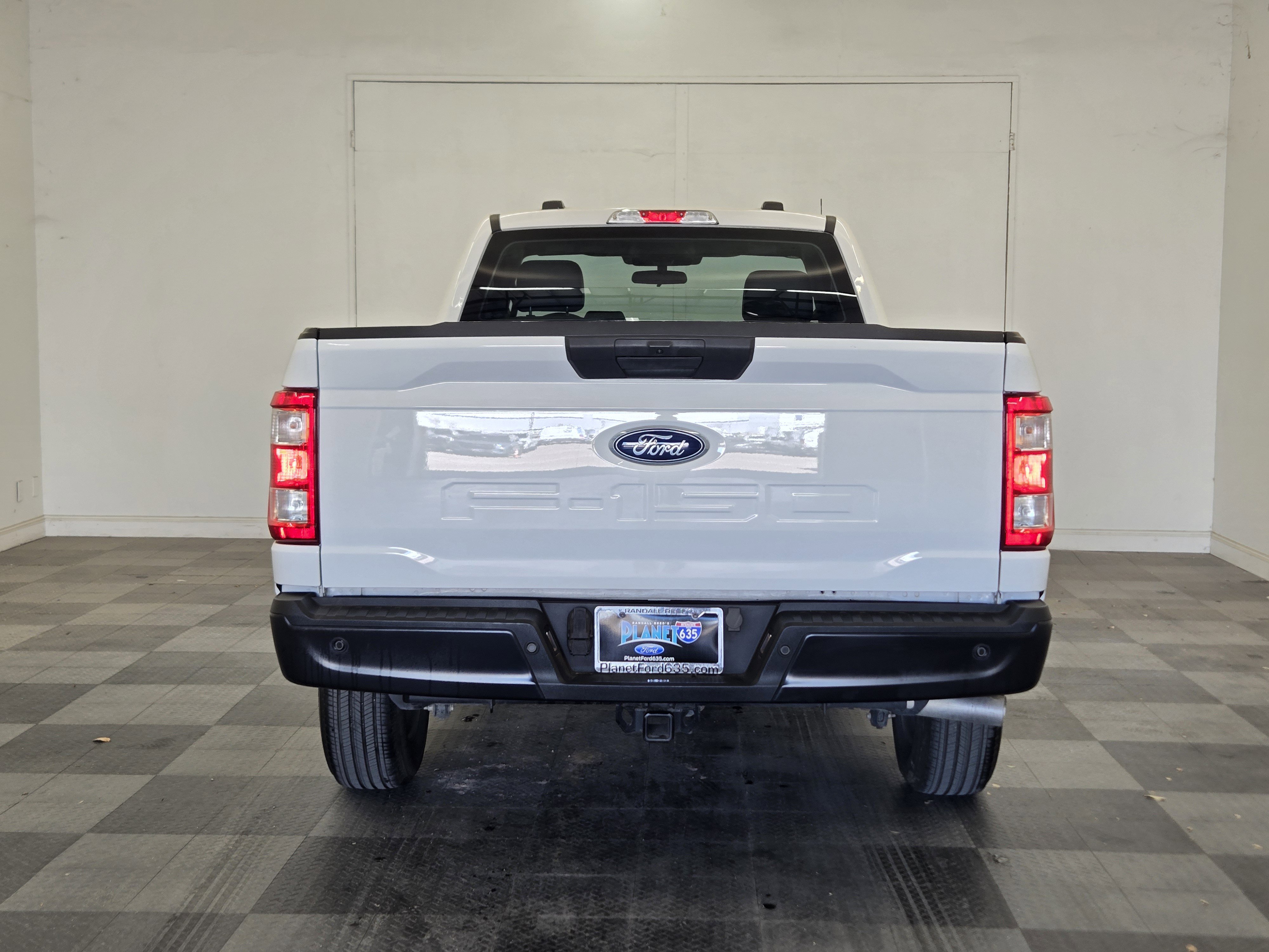 Certified 2023 Ford F150 XL w/ Trailer Tow Package RWD image 6