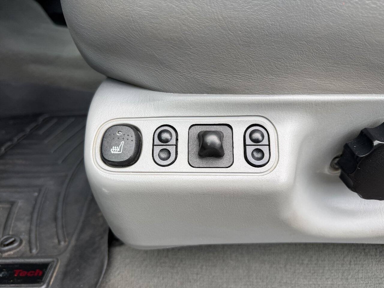 Used 2006 Ford F350 Lariat AWD/4WD image 34