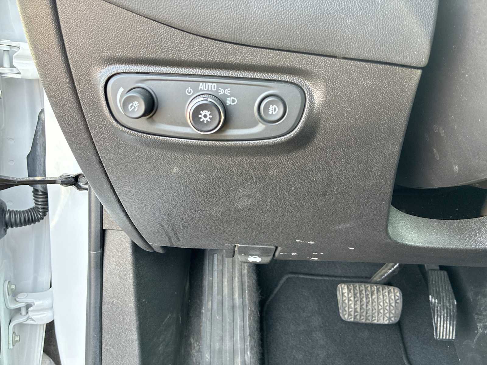 Certified 2023 Chevrolet Equinox Premier image 18