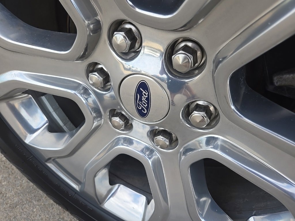 Used 2023 Ford F150 Platinum w/ FX4 Off-Road Package image 37