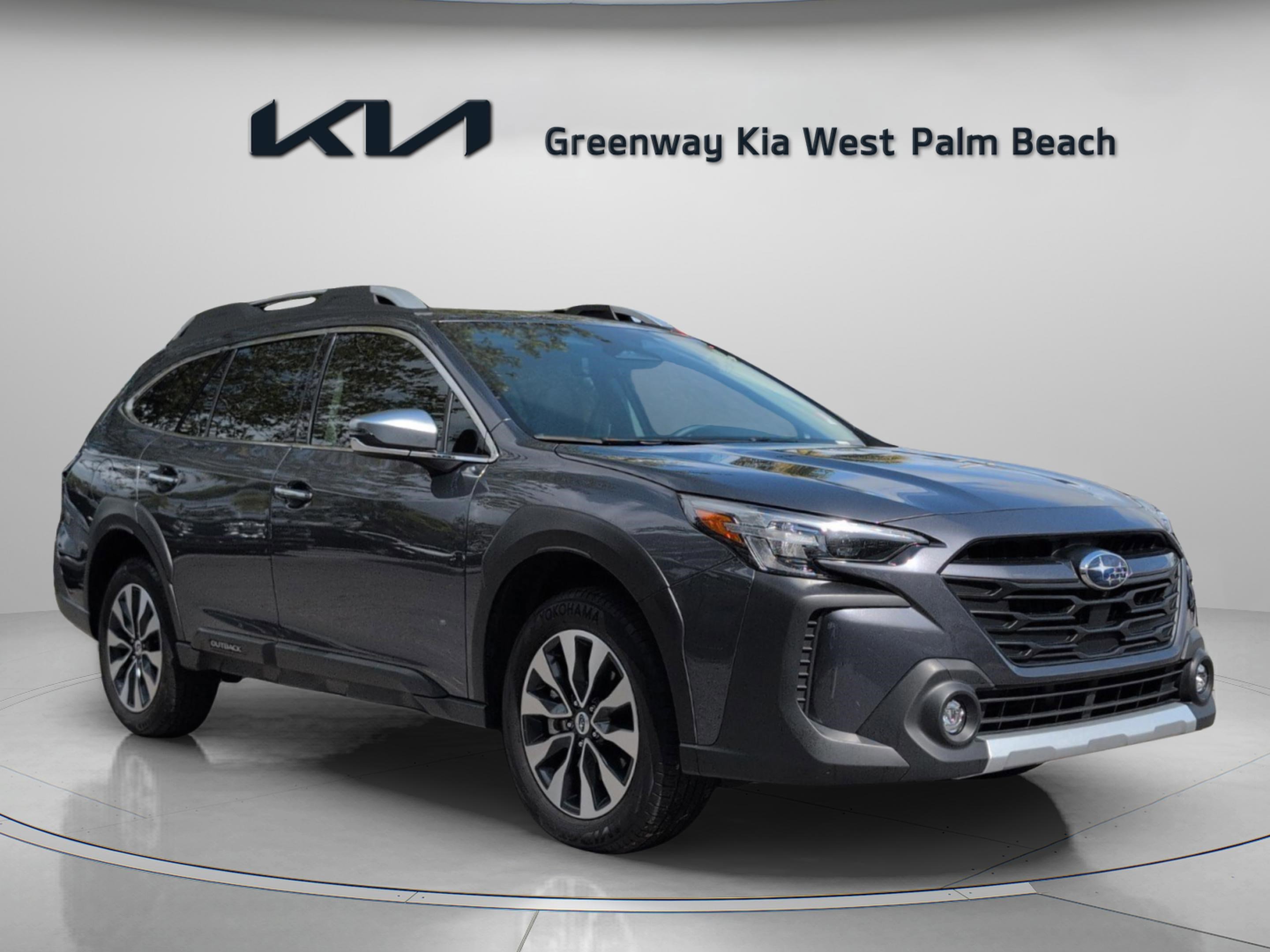Used 2023 Subaru Outback Touring XT AWD/4WD image 1