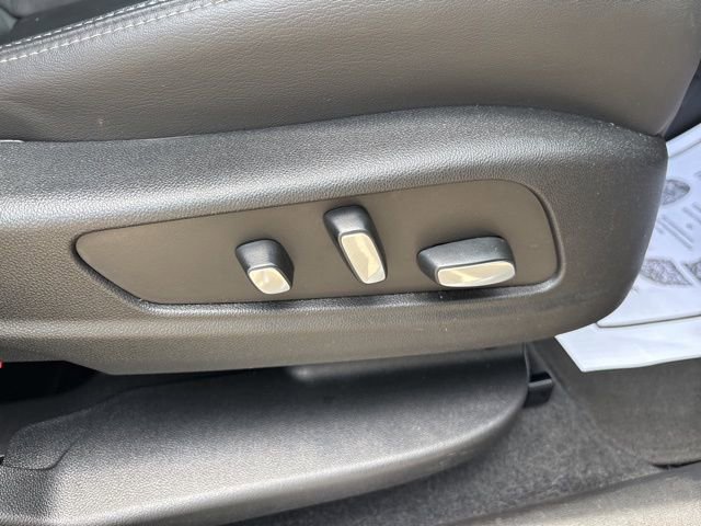 Used 2022 Cadillac XT6 Premium Luxury image 15