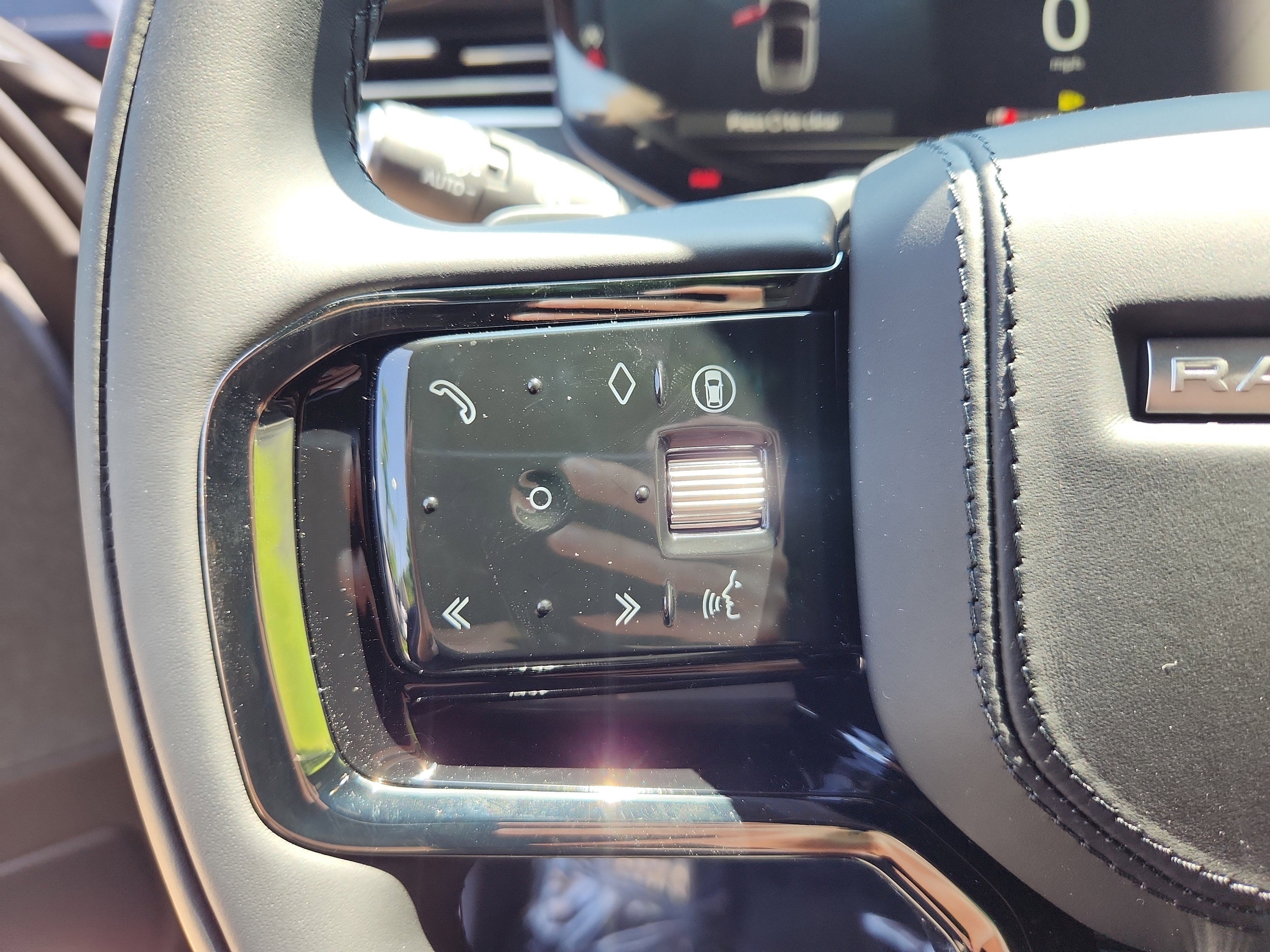 New 2025 Land Rover Range Rover Sport Autobiography image 19