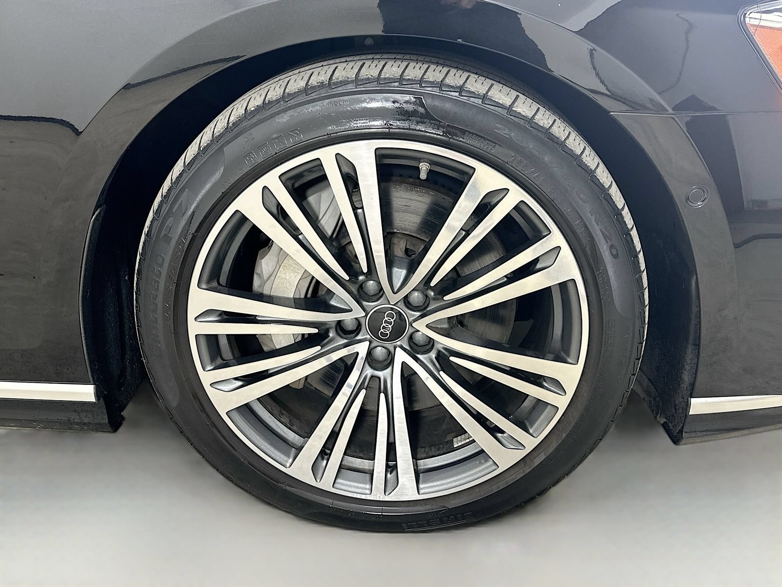 Used 2023 Audi A8 L 3.0T w/ Comfort Plus Package AWD/4WD image 11