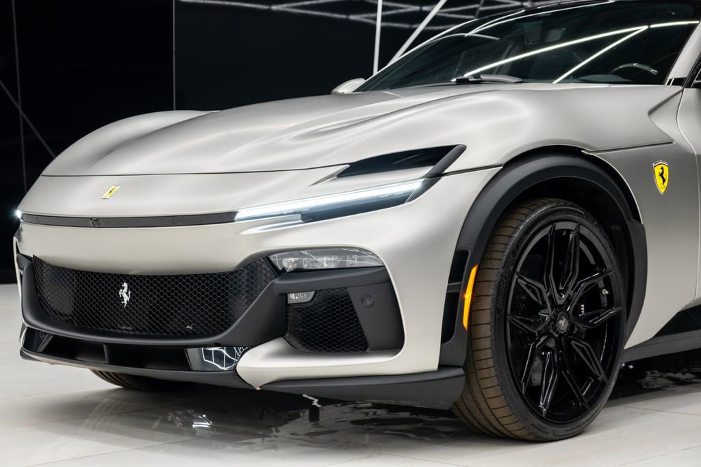 Used 2024 Ferrari Purosangue image 4