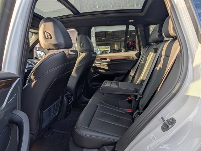 Used 2024 BMW X3 sDrive30i w/ Premium Package RWD image 13