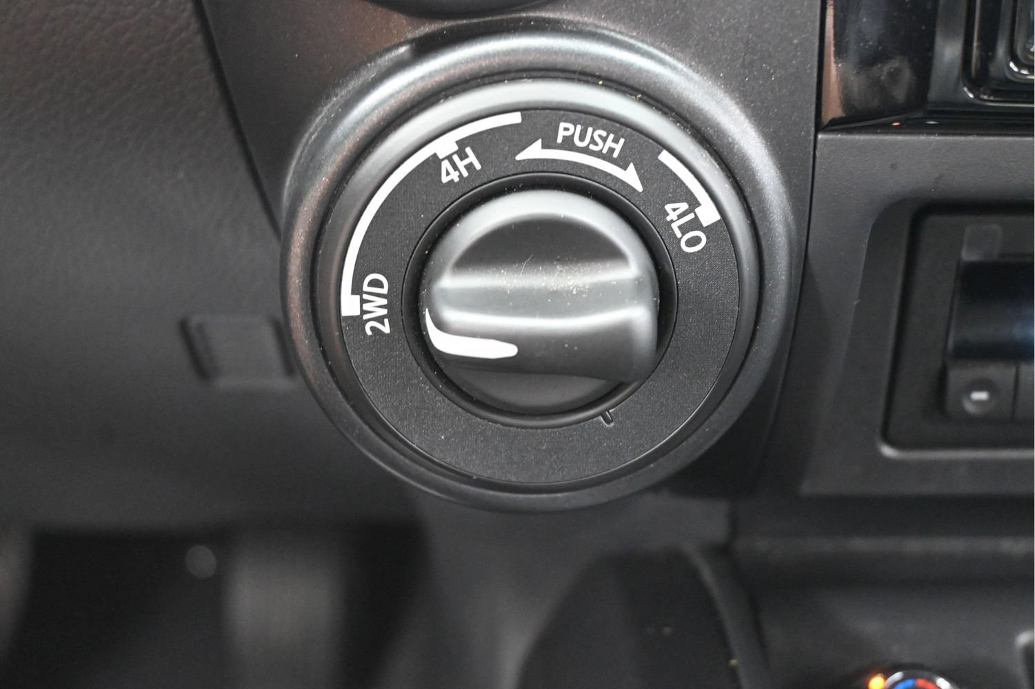 Certified 2023 Nissan Titan PRO-4X w/ Pro-4x Convenience Package AWD/4WD image 20