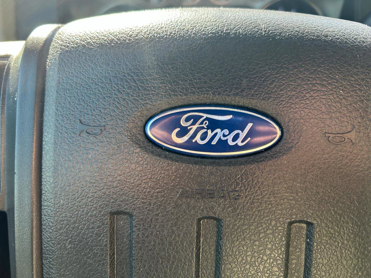 Used 2014 Ford F350 Lariat image 22